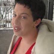 Crystal Swink's Instagram, Twitter & Facebook