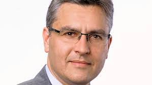 Richard Atwell's Instagram, Twitter & Facebook