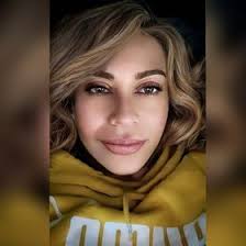 Silvia Pope's Instagram, Twitter & Facebook