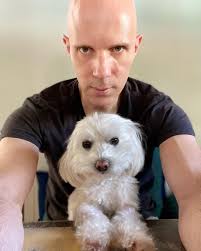 I've enabled and nurtured this self centered canine diva's narcissism.  Sinners, repent 👇