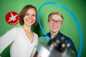 Ab 2007 war er zudem vizekanzler. Start Frei Fur Den 54 Bundeswettbewerb Von Jugend Forscht Beim Fraunhofer Institut Presseportal