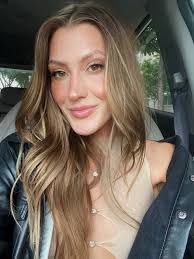 Emma Heaton's Instagram, Twitter & Facebook