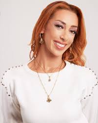 Wisdom Carnation Pendant, Gold