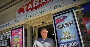 Při cestování zelenými autobusy společnosti flixbus si můžete vybrat z 400 000 autobusových spojů denně. Loire Deux Gagnants A 500 000 Euros En Un Mois La Rue De La Chance A Saint Chamond