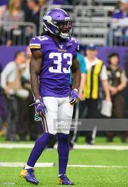 Dalvin Cook Of The Minnesota Vikings On The Field In The First Minnesota Vikings Nfl Vikings Vikings Football