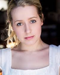 Holly Emmett's Instagram, Twitter & Facebook