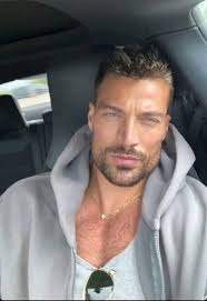 Official Simone Susinna