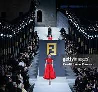287 Fendi Great Wall Of China Fashion Show Runway Stock ...