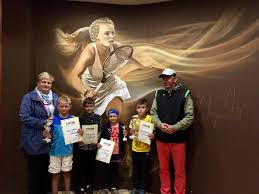 Watson amelia holoen ретвитнул(а) canned juan (commissions open). Lukasz Kubot Cmon Brawo Dzieciaki Gratulacje Facebook