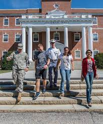 We are a federal service academy that educates leaders of exemplary character who are inspired to serve the national security, marine transportation, and economic needs of the united states as licensed merchant marine officers and commissioned officers in the armed forces. The Norwich Prologue In Their Words