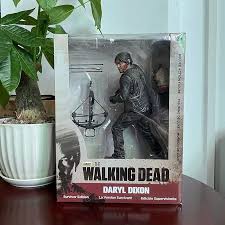 Daryl Dixons Crossbow Evolution/Collection!! - Youtube