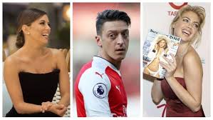 La actriz estadounidense eva longoria y el futbolista alemán mesut özil presumieron este martes en sus redes sociales de ser parte de los nuevos accionistas del necaxa, equipo de la primera división del fútbol mexicano. La Insolita Inversion De Mesut Ozil Con Eva Longoria Y Kate Upton