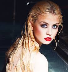 Allison Harvard America S Next Top Model Runner Up Bs She Ws The Best Should Ve Won Allison Harvard America S Next Top Model Models Photoshoot