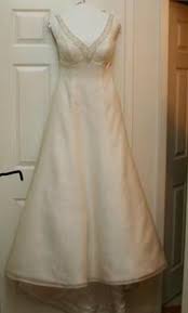 preowned priscilla of boston wedding dresses