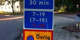 البركيرنج والشواخص الاضافية highway signs signs