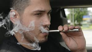 Uncertainties persist as e-cigs come under FDA rule