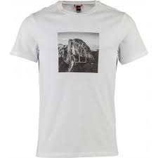 The north face has been crafting quality outdoor clothing, backpacks and shoes for more than 50 years. The North Face Photoprint Tee Sportisimo Com