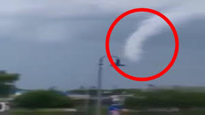 Polizei und feuerwehr rücken zu hunderten einsätzen aus. Tornado In Wernigerode Sachsen Anhalt Unwetter Sachen Anhalt Youtube