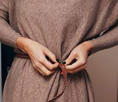 Terapi ini berfungsi untuk membantu orang memaknai apa yang mereka dapat dari kecanduannya terhadap hal tertentu, dan mendorong mereka untuk. 7 Cara Mengakali Model Dress Kebesaran Supaya Terlihat Pas Di Tubuh Updated Bukareview