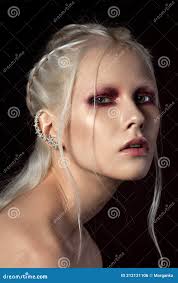 1,121 Gold Smokey Stock Photos