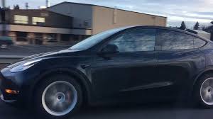 Tesla, tesla motors, and all related brands, marks and intellectual property including but not limited to tesla roadster, model s, model 3 unplugged performance has no official relationship with tesla motors. Black Tesla Model Y Performance With Red Brakes Looking Stealthy In New Sighting