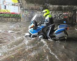 Und wenn sich das wetter wieder einmal von seiner extremen seite zeigt, finden sie auf dieser seite eine entsprechende unwetterwarnung für münster. Fotostrecke Unwetter Am 28 Juli 2014 In Munster