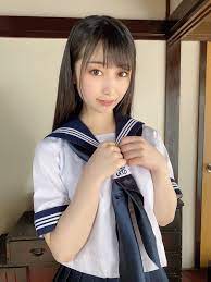 宇佐美玲奈（元 吉野里奈） on X: 撮影終わった❤ 予定より早く終わって嬉しいなぁ😍 そして、9000人フォロワー嬉しい🥰  ありがとうございます😌💓 t.coijdJpBIsLu  X