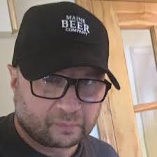 Brett Whitney (@brettwhitney)