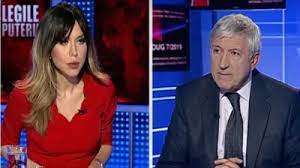 Nae caranfil másik erőssége a színészvezetés. Cum IÈ™i Descrie Mircea Diaconu ContracandidaÈ›ii Barna TanÄƒr DÄƒncilÄƒ BlondÄƒ