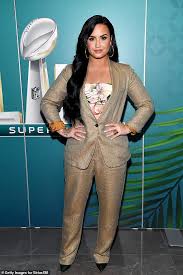 Последние твиты от demi lovato (@ddlovato). Demi Lovato Is Set To Host The 2020 E People S Choice Awards Readsector