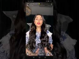 بعد أن أثارت الممثلة المهرة البحرين ية ضجة كبيرة برقصها العرضة وهي فن تراثي يختص به أهل الخليج، إستقبالاً للسعوديين الذين توافدوا إلى بلدها البحرين، بعد سريان قرار فتح المنافذ البرية بين البلدين، عادت وإعتذرت بمقطع فيديو نشرته عبر صفحتها الخاصة على موقع التواصل. Ø§Ù„Ù…Ù‡Ø±Ø© Ø§Ù„Ø¨Ø­Ø±ÙŠÙ†ÙŠØ© Ù„Ù…Ø§Ø°Ø§ Ø§Ø¹ØªØ°Ø±Øª Ù„Ø£Ø¨Ù†Ø§Ø¡ Ø´Ø¹Ø¨Ù‡Ø§
