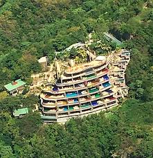 The luxurious jade mountain is one of the most romantic resorts not only in the caribbean, but the world, thanks to its incredible piton views and extraordinary design. Jade Mountain The Jewel Of St Lucia The Artful Traveler