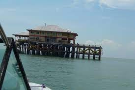 Dekat kelong paradise sabak bernam pun ada. Kelong Paradise Feb 2010 Bangaubros