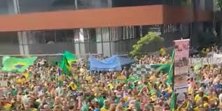 Check spelling or type a new query. Bolsonaro Compartilha Video De Manifestacao Em Sp E Agradece Confianca Poder360