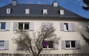 Gepflegten zustand.der großzügige schnitt beider wohnungen bietet vielseitige nutzungsmöglichkeiten.erdgeschosswohnung. 4 Zimmer Wohnung Zu Vermieten Lortzingstr 4 35781 Weilburg Limburg Weilburg Kreis Mapio Net