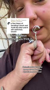 How to Bend Wire to Hold Jewls