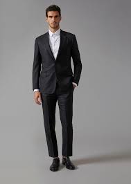 Trova una vasta selezione di completi e abiti sartoriali da uomo blu armani a prezzi vantaggiosi su ebay. Abito Linea Soho Slim Fit Half Canvas In Lana E Seta Uomo Giorgio Armani