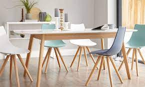 With the sanza large extending dining table, the extension pieces are stored within the table top for easy access and storage, while the pedestal base helps to keep the as well as being streamlined and smooth, the sanza large extending white gloss dining table's feet have an elegant satin finish. White Matt Satin Extending Dining Table With Oak Legs Danetti