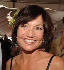 Ann Sanderlin's Instagram, Twitter & Facebook