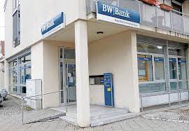 Driving directions link opens in a new window. Uhlbach Es Gibt Lediglich Noch Automaten An Den Standorten Uhlbacher Platz Und Wildunger Strasse In Bad Cannstatt Erste Bw Bank Filialen Geschlossen Weitere Lokalmeldungen Cannstatter Zeitung