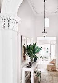 Inside Adelaide Bragg S Restored Victorian Home Hallway Designs Hallway Design Home