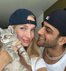 Aşkını Yere Göğe Sığdıramayan Reynmen'den Beklenen Hamle Geldi: Sonunda  Evlilik Teklifi Etti!