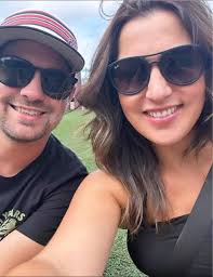 Should we paint the upper cabinets taupe color?