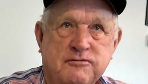 David Max Knowlton (The Man, The Myth, The Legend)