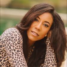 Is a new dentist position available at the clinic?