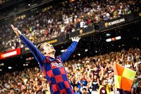 Yes, he has struggled at barcelona since his €120million move from atletico madrid in july 2019. Griezmann Celebrates His 2nd Barcelona Goal Doing The Lebron James Chalk Toss With Confetti Antoine Griezmann Griezmann Barcelona Futbol Club