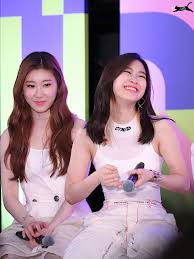 Come And Meet K Pop Fans Across The World On Discord S Largest K Pop Community Https Chat Koreaverse Com Itzy Kpop Girls Korean Girl Groups