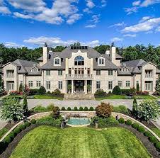 Luxury Homes On Instagram Chattanooga Tennessee 8 900 000 C Jameseditioncom Luxury Realestate Mansions Luxury Mansions Luxury Homes Dream Houses