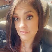 Sandra Weissman's Instagram, Twitter & Facebook