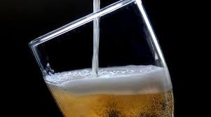 Bis hin zu einer tödlichen alkoholvergiftung. Alkohol Studien Wie Gefahrlich Ist Das Feierabendbier Wirklich Nordkurier De